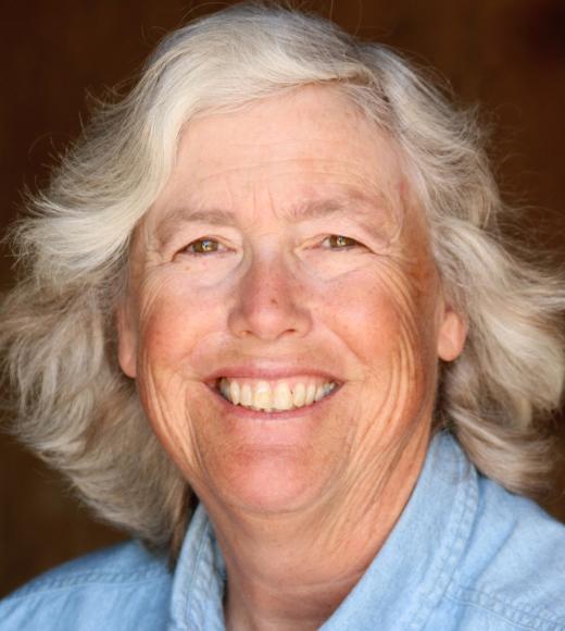 Headshot of smiling woman